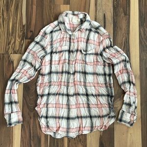 H&M plaid button down shirt